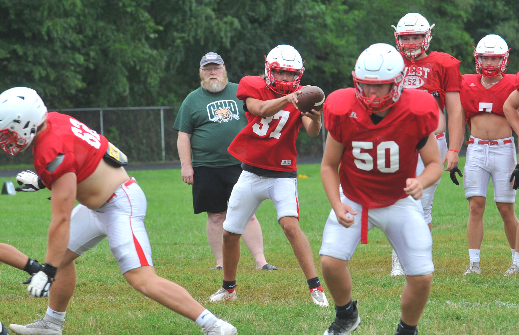 081522-qc-spt-west fb practice-176
